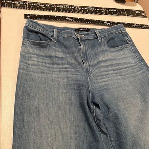 J Brand size 32 high rise ,wide leg ,cropped at ankle frayed hem stretch